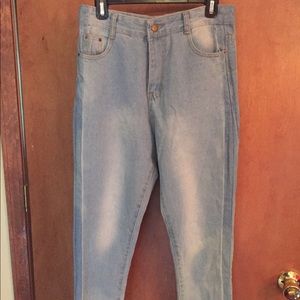 High waist jeans bleached distressed frayed hem
